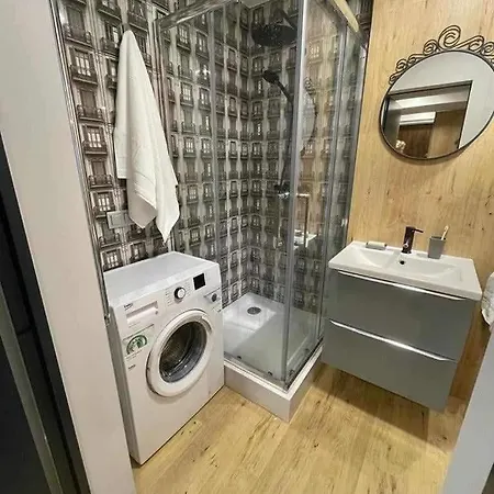 Apartment Like